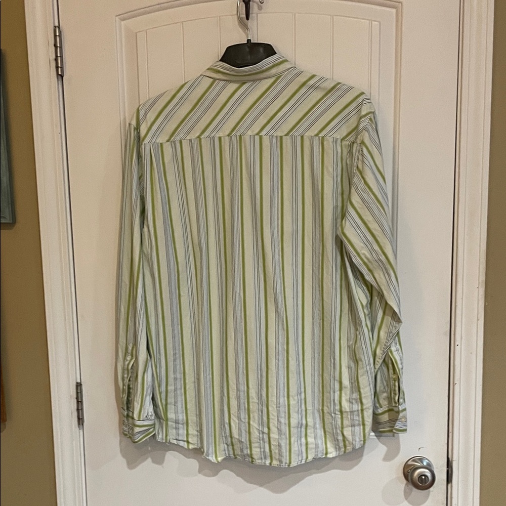 Old Navy Men's Green Striped and Blue Checkered Shirts both XL EUC - Picture 5 of 7